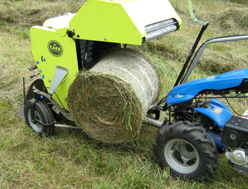 【つメーカー】 Good Quality Mini Hay Baler Walking Tractor/grass Baler Machine ...